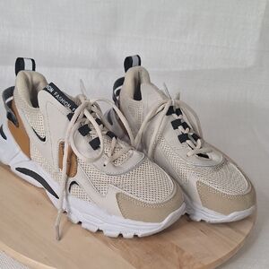 Pass- Off Men's Fashion Athletic Shoes - Cream and Tan